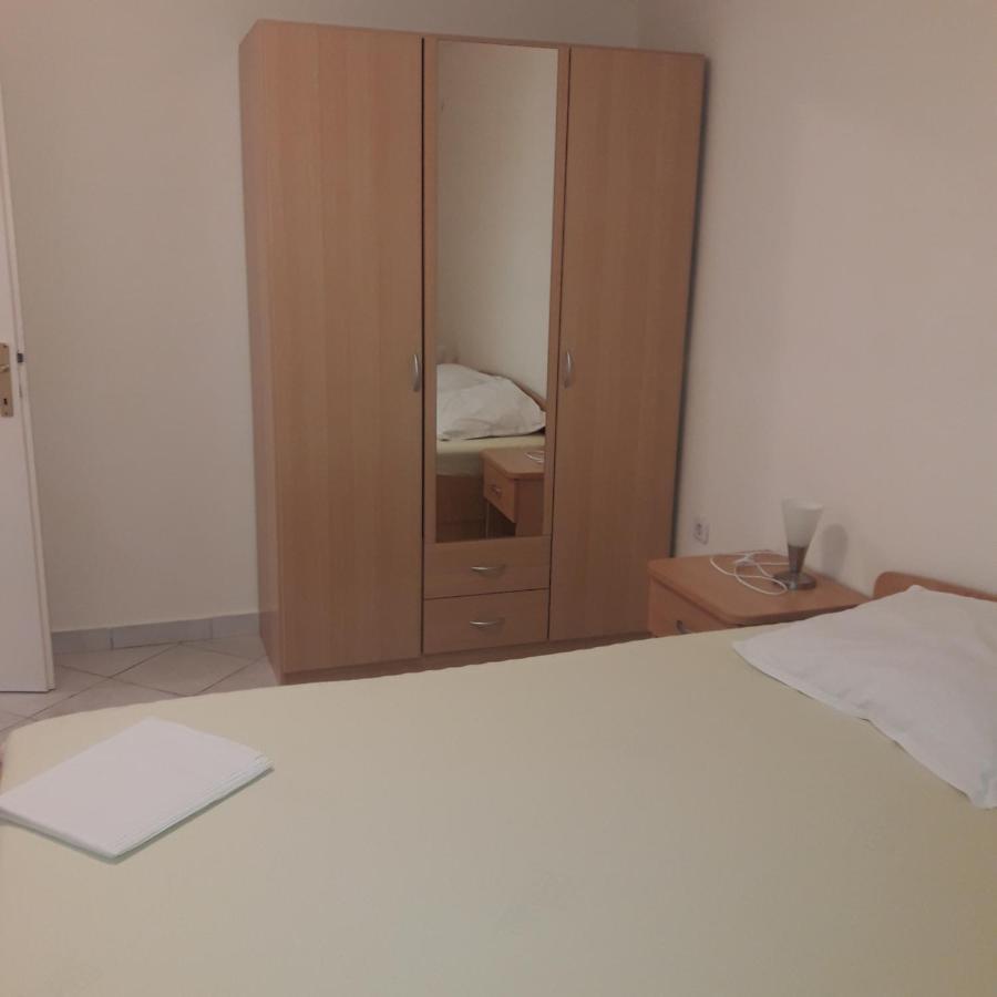 Apartman Dinka 바슈카 외부 사진